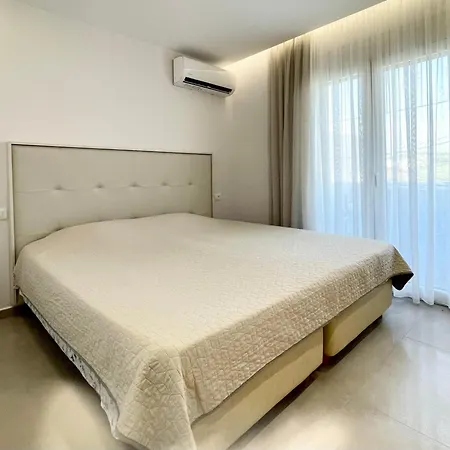 Apartment White House Kokas Luxury Kremastí